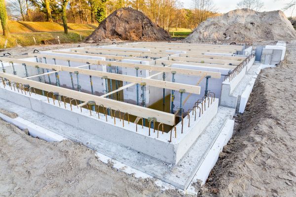 Settling Foundation Service in Riverview